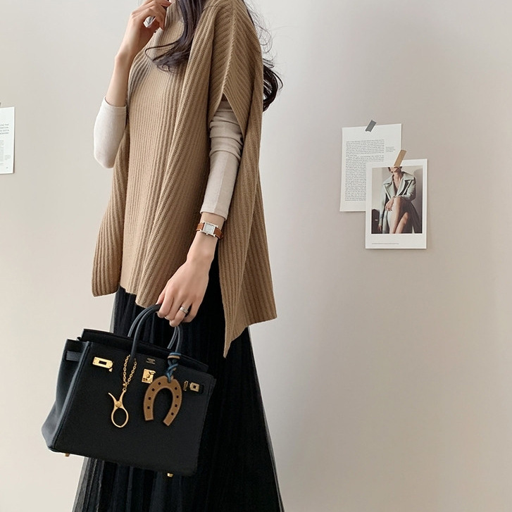 Elegant and mature cape sweater, cape coat, new autumn Japanese and Korean knitted sweater top, loose and slimming, large size Specification image