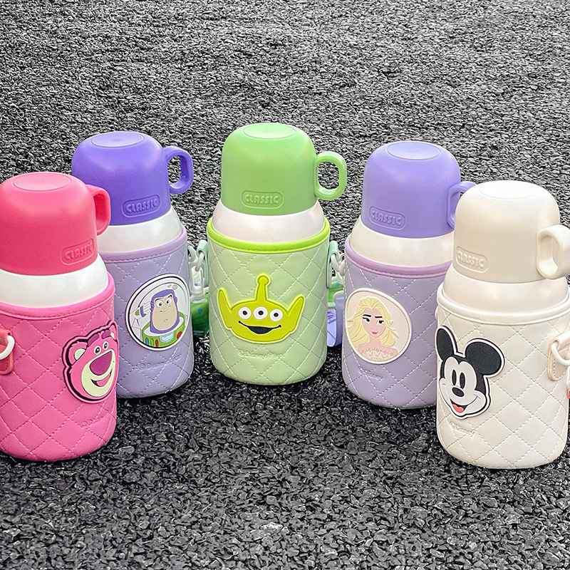 Mickey Genuine Co-Branded Insulated Cup, 316 Stainless Steel Material, Cartoon Cute Children's Water Cup, Portable Cup Application Scenario
