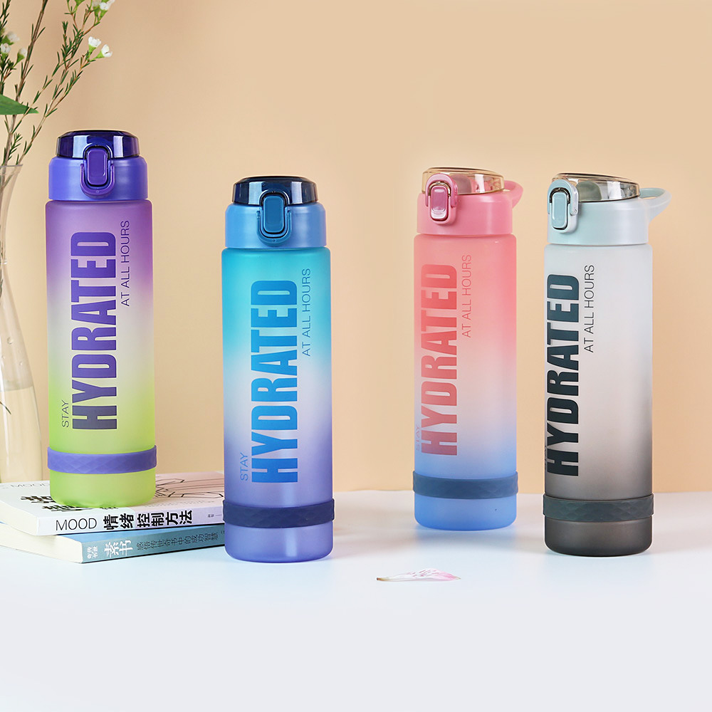 工厂定制跨境渐变色水杯户外运动吸管杯900ml弹盖大容量便携水壶