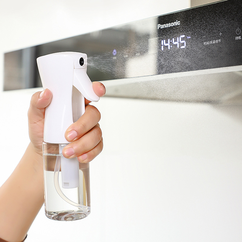 Continuous high-pressure alcohol disinfection, makeup hydration dilution, fine mist, small spray bottle, ultra-fine atomization spray bottle press Application Scenario