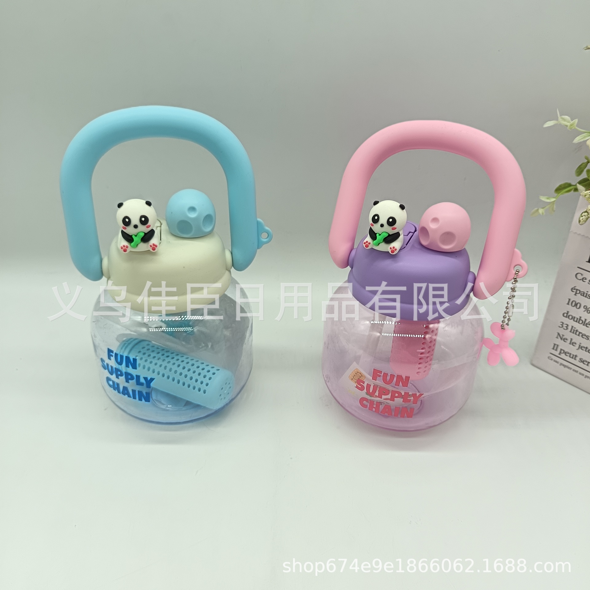 The cartoon cute children's double drinking water pot pc cup, high appearance level straw cup, outdoor sports water cup, large capacity full figure