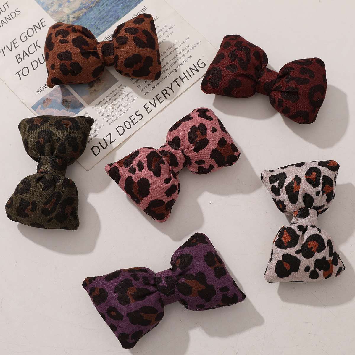DIY handcrafted hair clips, headwear accessories, clothing accessories and accessories with a multi-color leopard print cotton bow in late autumn and early winter Specification drawing