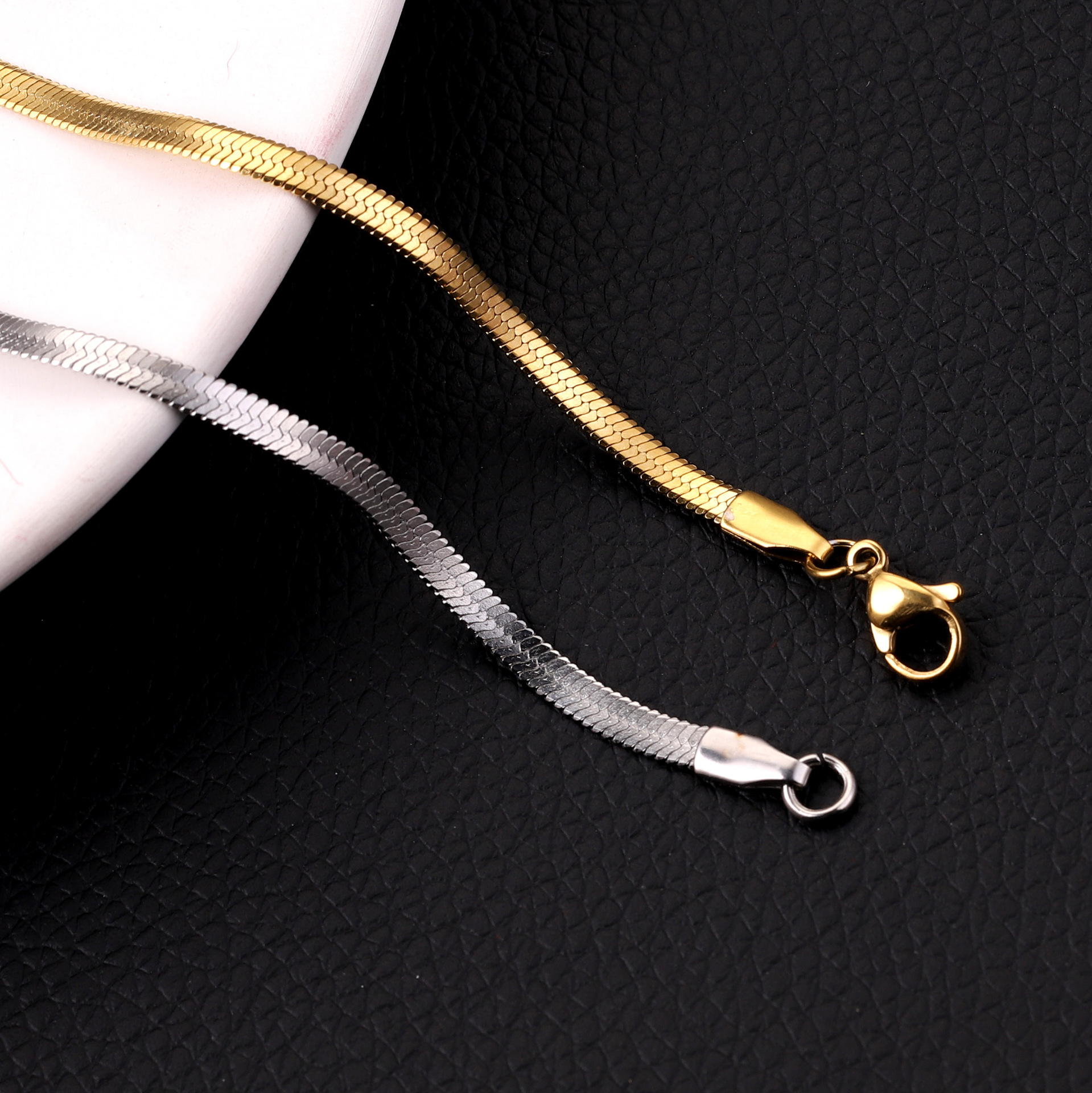 Stainless Steel Blade Necklace Flat Snake Chain Hip Hop Piece Chain Thin Encrypted Snake Chain Electric 18K Gold Necklace details Picture