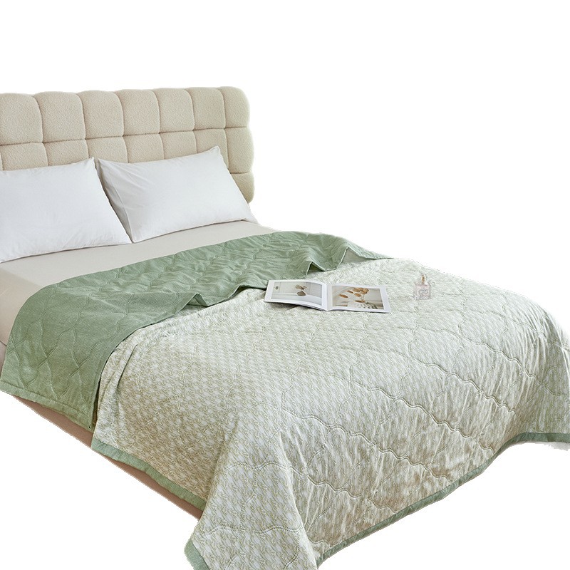 New mugwort insect-proof summer cool quilts, air conditioners, mosquito repellents, single and double person quilts, gift box sets, sale welfare gifts wholesale Item Picture