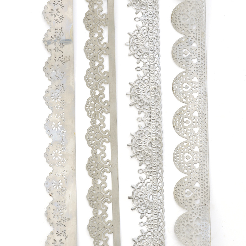 Corrugated hardware plates, metal stamping doors and Windows, birdcages, materials, metal handicrafts, ironwork lace, iron products, slats Specification image
