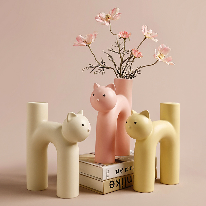 Creative Korean Ins-style cute tube-shaped cat vases, living room home table decorations, wholesale for export, Golden Castle vases