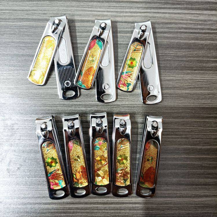 Large nail clippers, stainless steel nail clippers with file, nail clippers, nail care tools, personal care Application Scenario