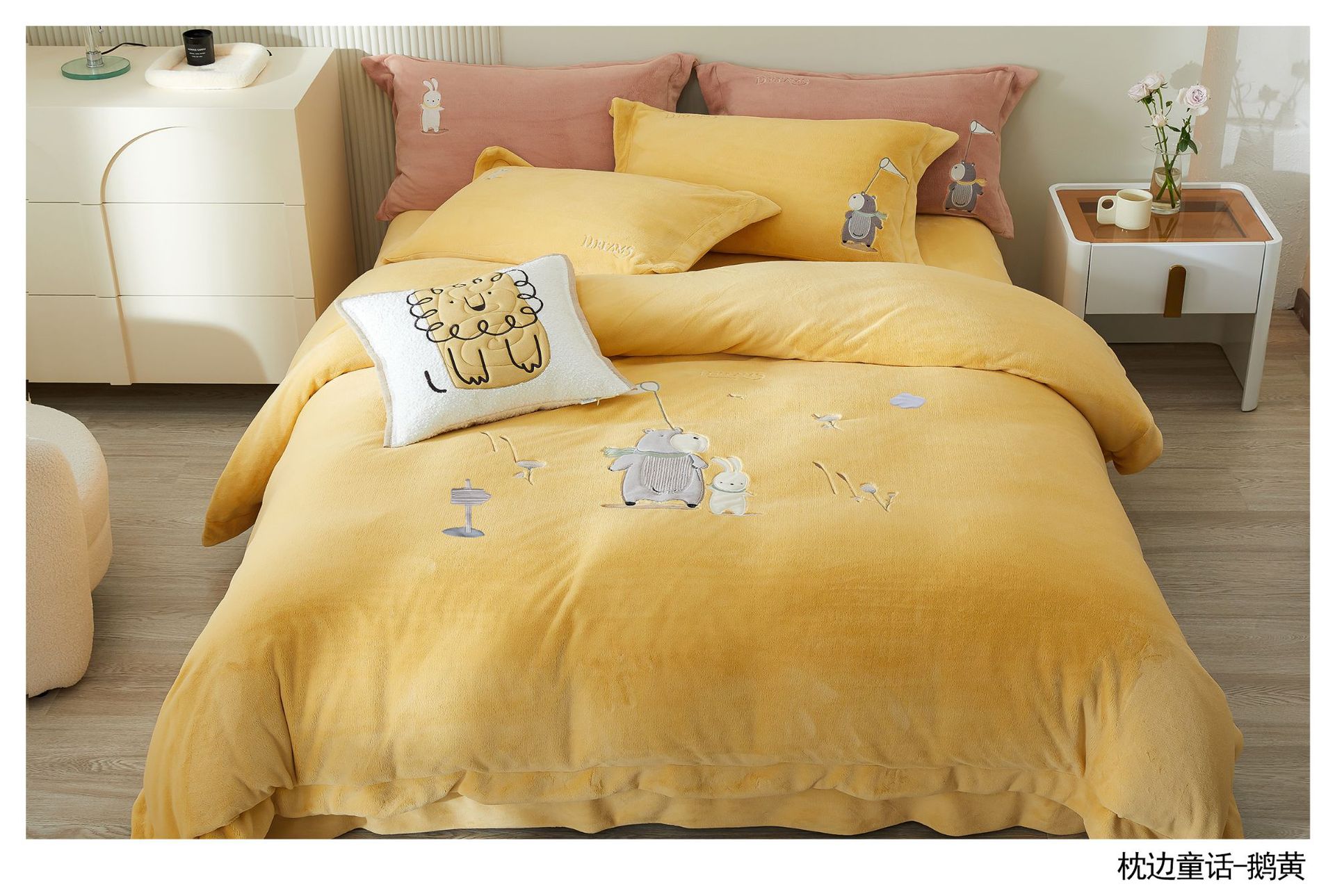 Milk Velvet Warm Comfort Manufacturers Sales Of Four Sets Application Scenario