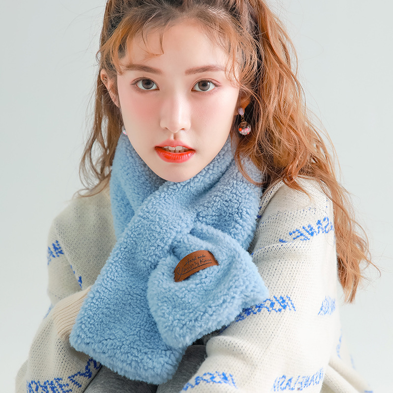 Custom New Cross Scarf Wheat Square Head Female Sweet Alpaca Plush Neck Soft Warm Woolly Scarf Item Picture
