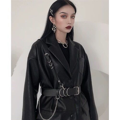 Military-style, individualistic and stylish waist belt, female ins dark punk jk belt, decorated chain, single-shoulder crossbody strap Application Scenario
