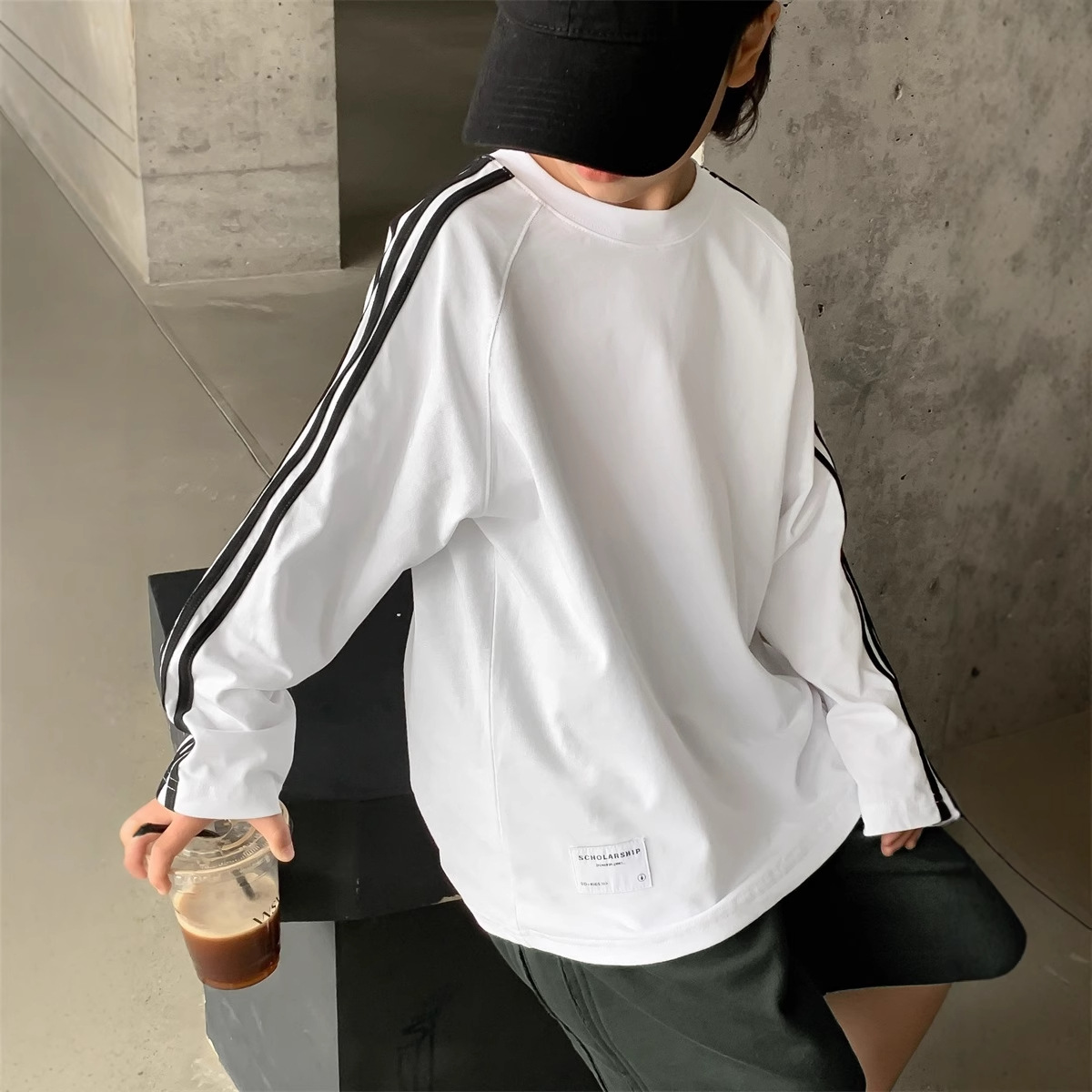 Children's clothing 2025 new Korean-style children's base shirt, spring and autumn boys' T-shirt, long-sleeved baby top, boys' trend Application Scenario