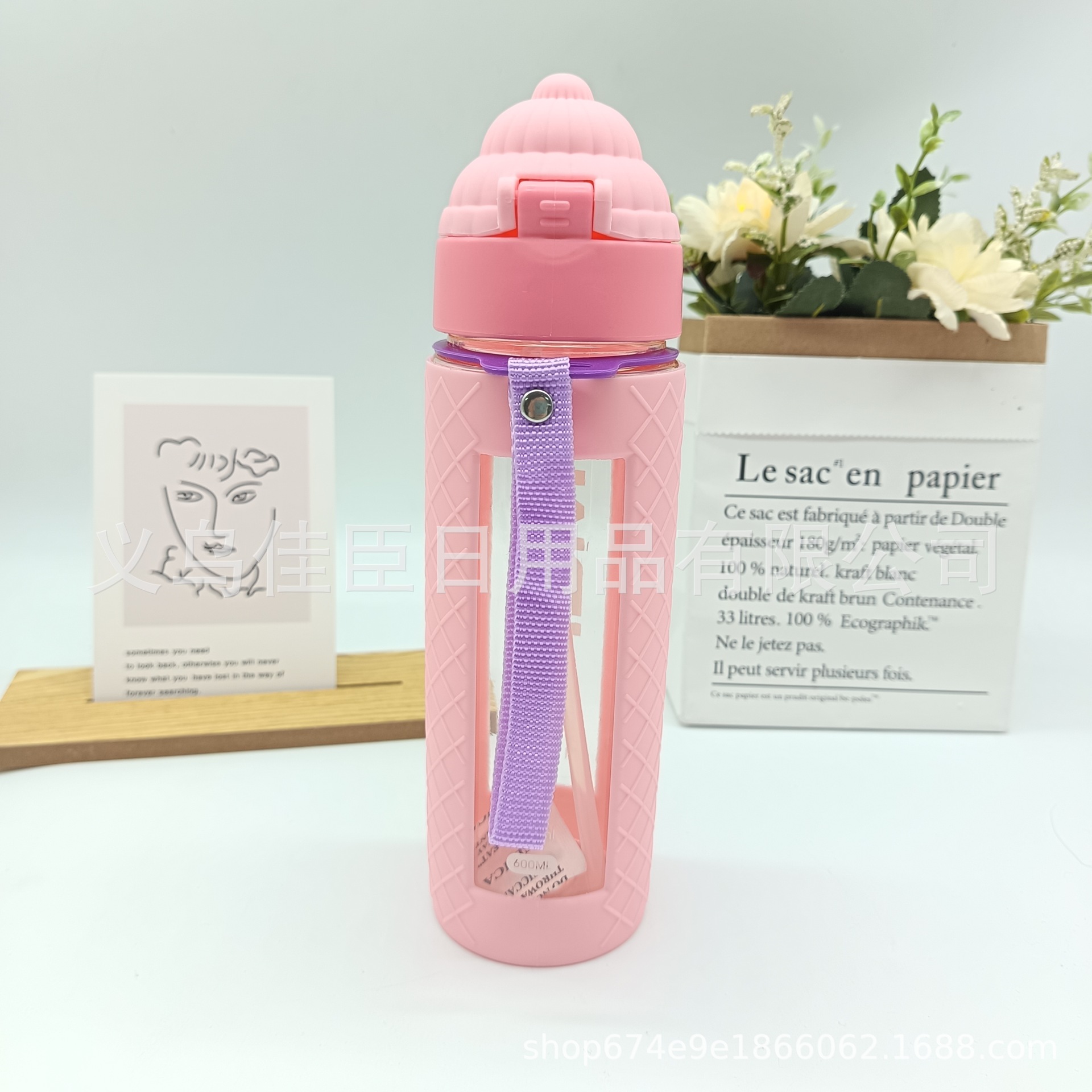 Wholesale sports water bottles for export, dopamine, cute large-capacity straw cups, bouncing LIDS, portable sports space cups details Picture