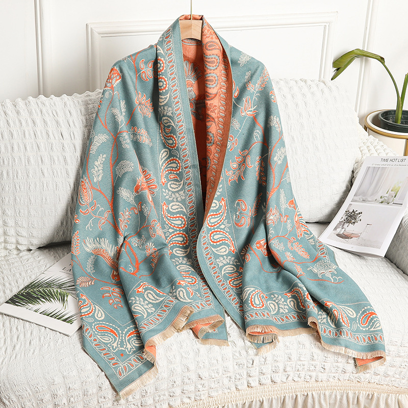 Scarf Women's Winter Warm Shawl Women's Autumn And Winter Cashmere Shawl Soft Waxy Air Conditioning Shawl Outside Scarf Wholesale Application Scenario