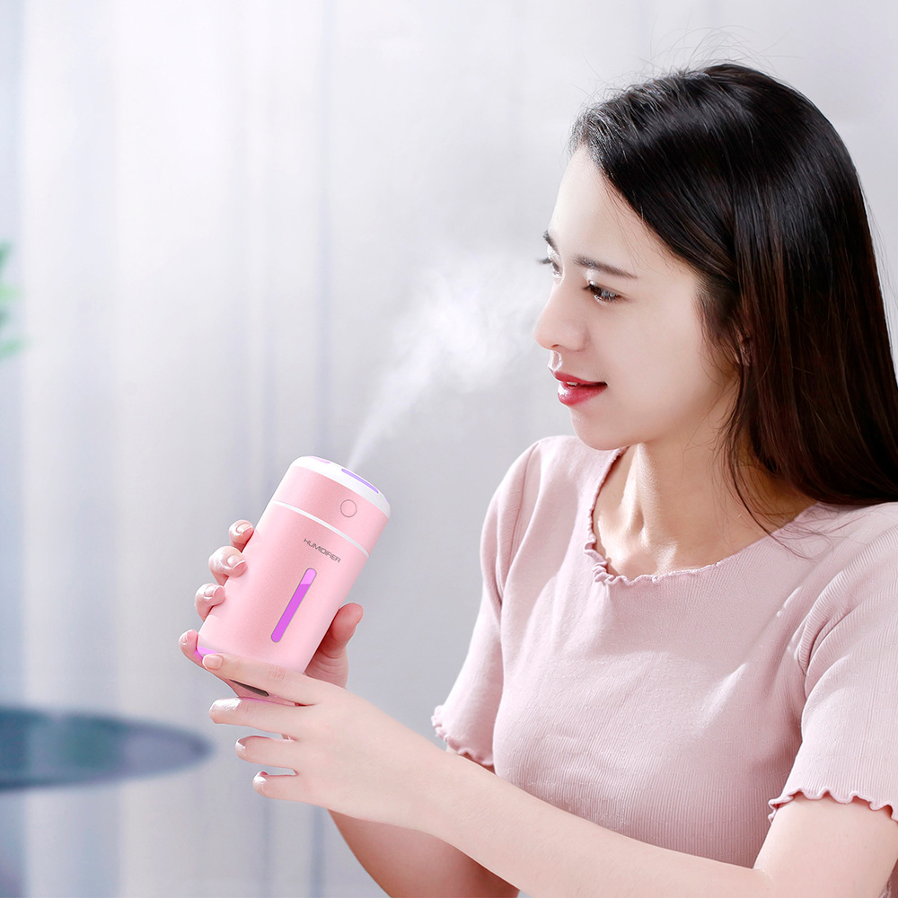 Factory New Qiaolle Humidifier Small Colorful Night Light Usb Large Spray Car Silent Disinfection Atomizer Application Scenario