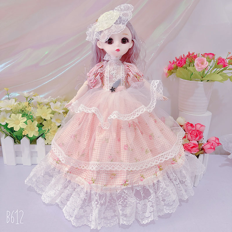 娃娃公仔实物图