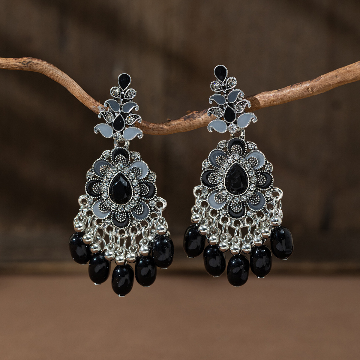 New Bohemian tassel earrings with a European and American retro style, long painted bead earrings with a ethnic style for women Specification image