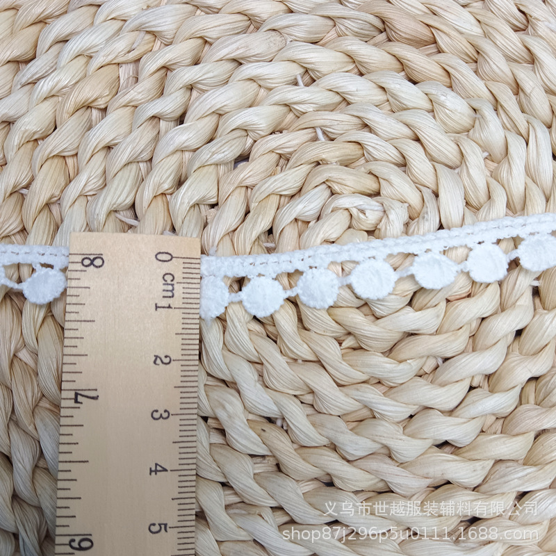 Best-selling single-sided small ball cotton thread lace, one bean, one lentil lace scarf, bag, small ball children's clothing, milk thread Application Scenario