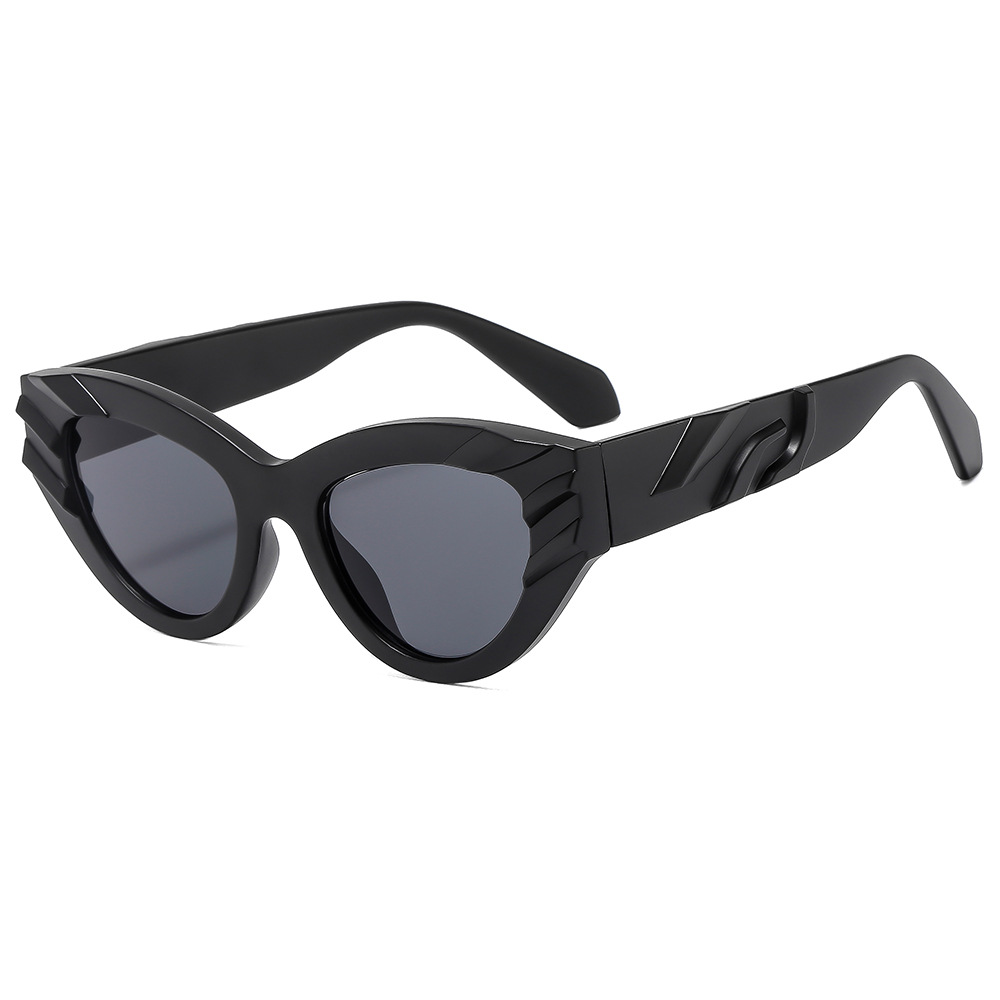 New cross-border sun protection, small face, high-end look, European and American cat-eye retro sunglasses, trendy and personalized PC sunglasses for women details Picture
