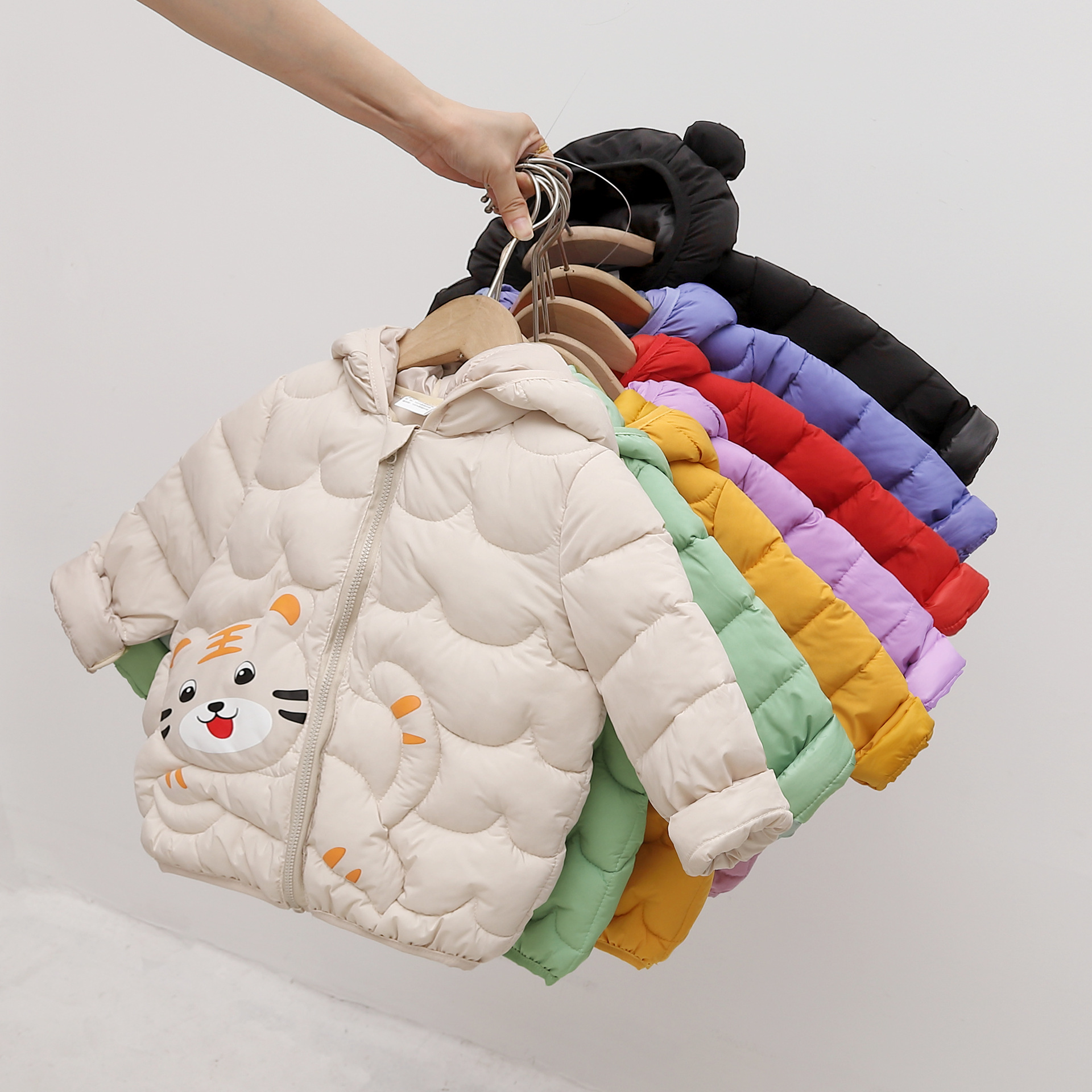 Children's lightweight down cotton-padded jacket 2022 new style cotton-padded jacket cartoon boys' and girls' cotton-padded jacket for small children and babies
