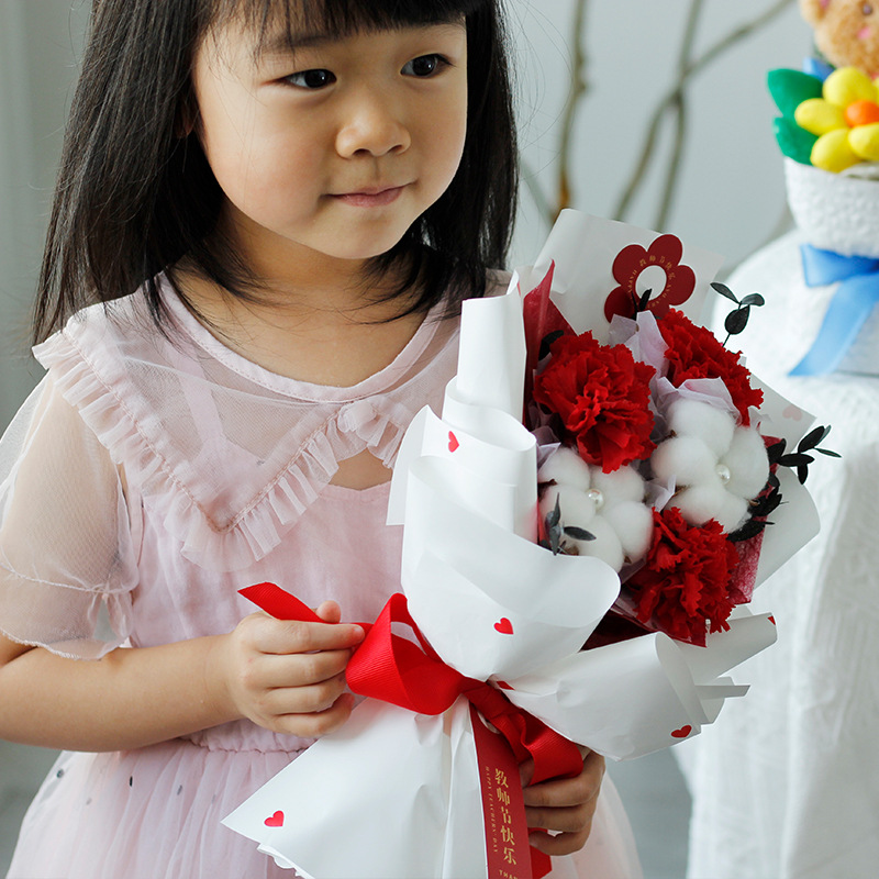 Mother's Day Gift Plush Flower Bouquet Wholesale Carnations Real Flower Set For Mother's Birthday Gift Eternal Flower Bouquet Application Scenario