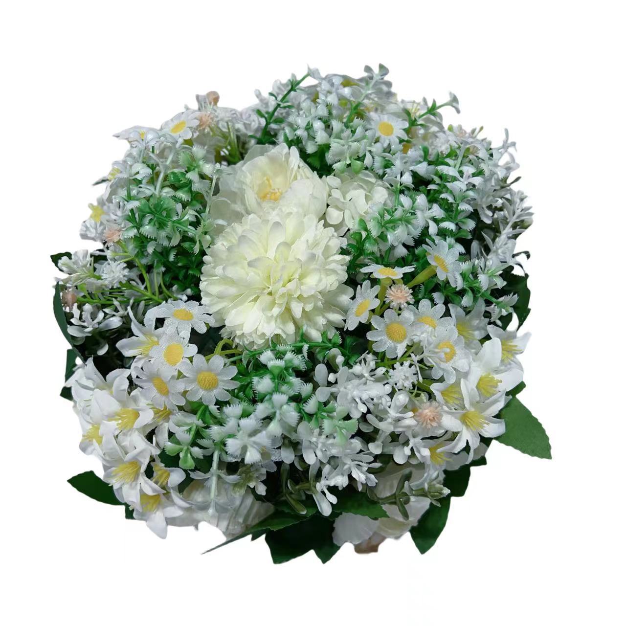 In the middle of the round table of the hotel dining table, there are flower balls, artificial flowers, wedding Roman Columns, flower ball ornaments, and guiding flowers Item Picture