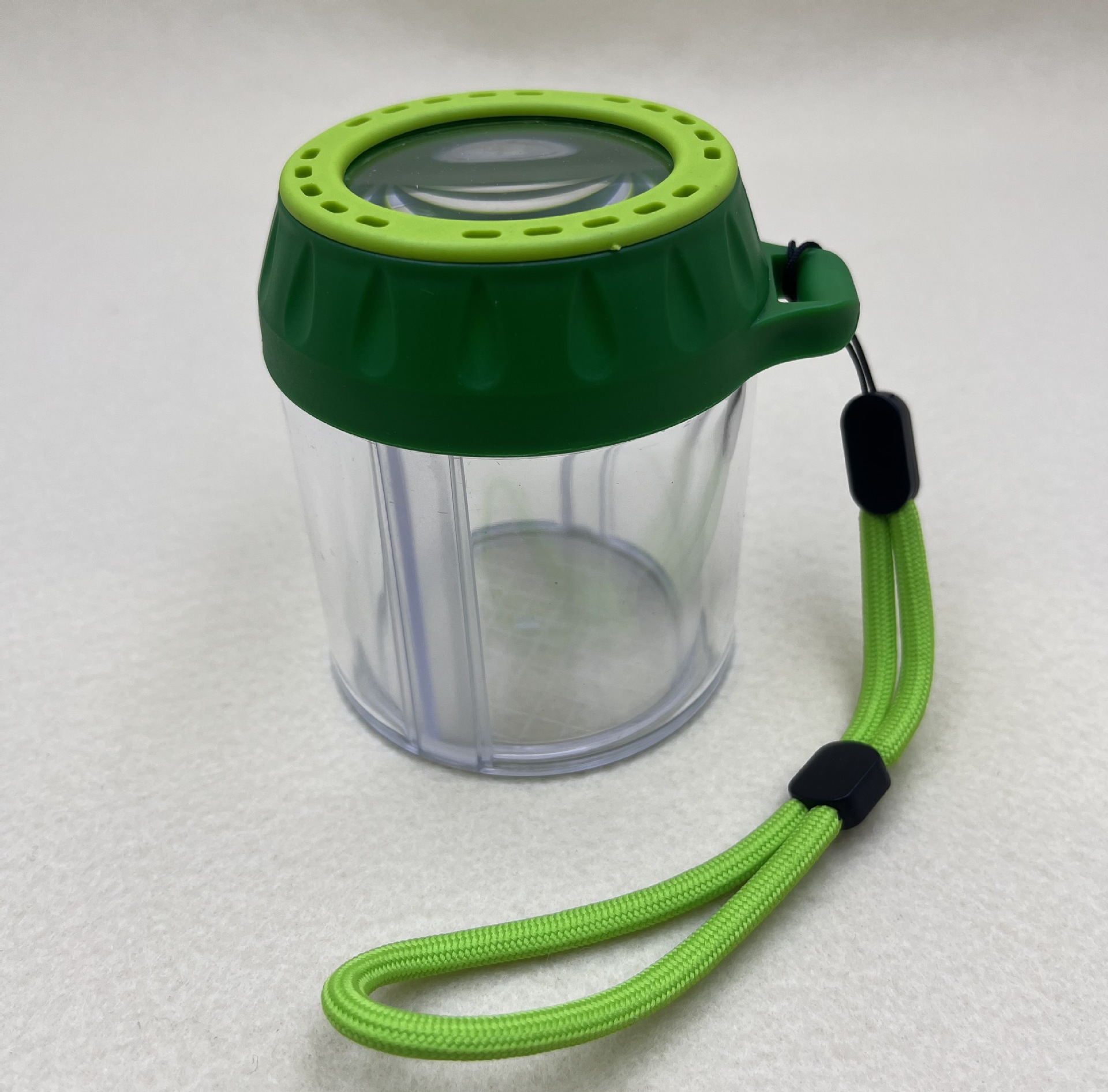 Wholesale of children's enlightenment transparent feeding magnifying glass, collection insect trap, silkworm baby insect observation box in stock Specification image
