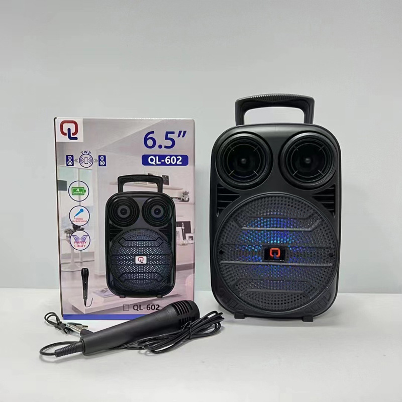 Multifunctional desktop Bluetooth speaker Application Scenario