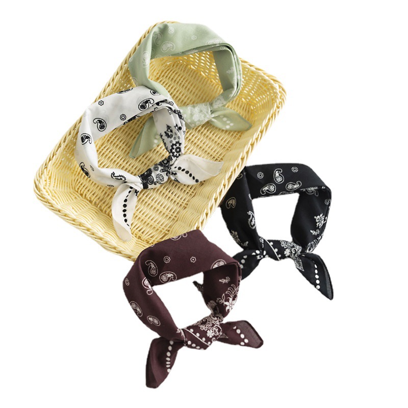 French Pastoral Style Imitation Silk Scarf Wholesale Fresh Sweet Printed Small Square Scarf Elegant Fashion Professional Scarf Item Picture