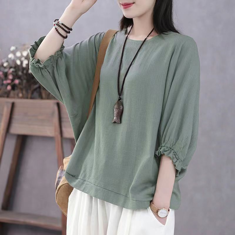 2024 New style bat sleeve loose plus-size mom T-shirt top, summer tummy cover-up and slimming short-sleeved lantern sleeve