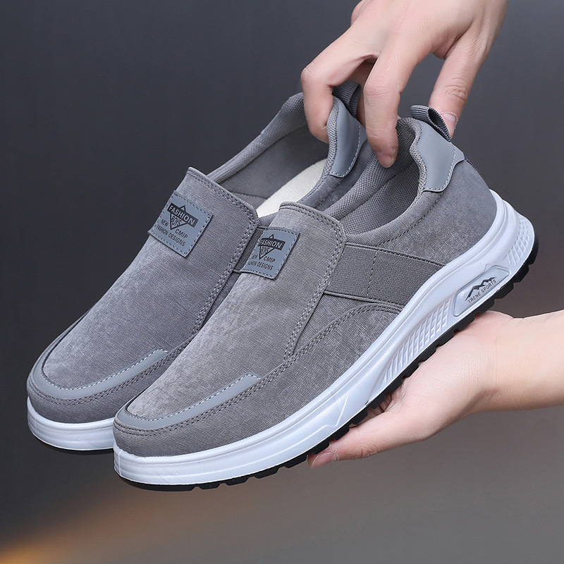 Men's Spring and Autumn new anti-slip sports shoes, durable thick-soled breathable cross-border shoes wholesale fashionable and casual men's shoes details Picture
