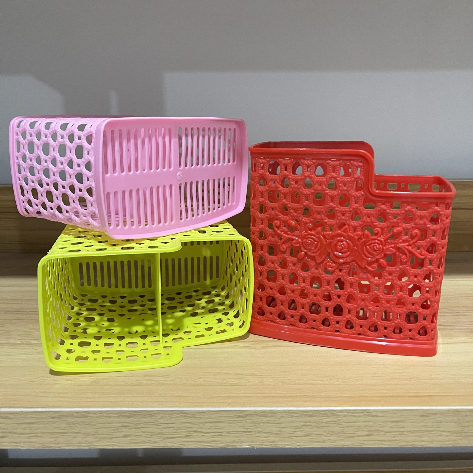 Double quick cage hollow chopsticks cylinder fast cage household leakage cage 2 yuan source wholesale department store gift wholesale full figure