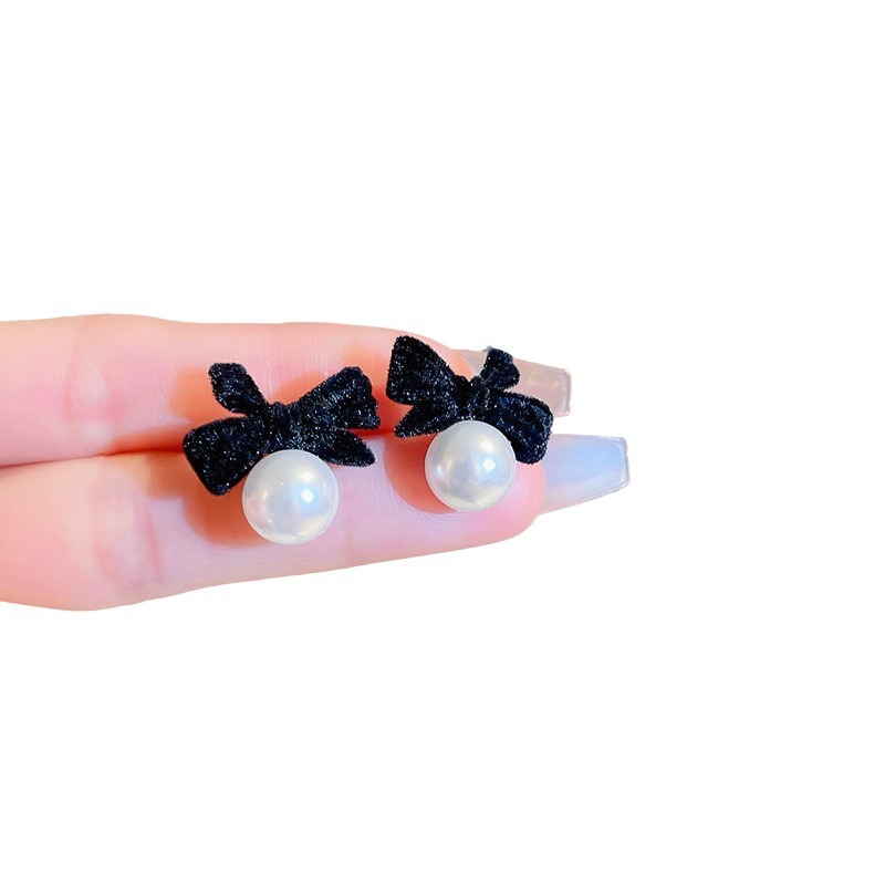 High-end design, new trendy pearl ear clips and earrings, fashionable and elegant, black bow, no ear holes, design sense earrings Item Picture