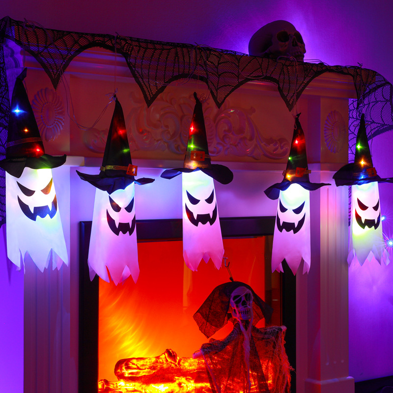 Wholesale of Halloween decorative LED lights, pumpkin lanterns, wizard hats, hanging lights, ghost lanterns, ghost Festival horror atmosphere lights details Picture