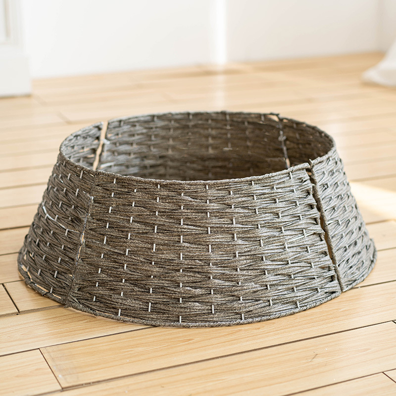 The Christmas tree skirt exudes a sense of sophistication. It features a decorative canopy under the Christmas tree and a Nordic retro Christmas tree decoration base Specification image