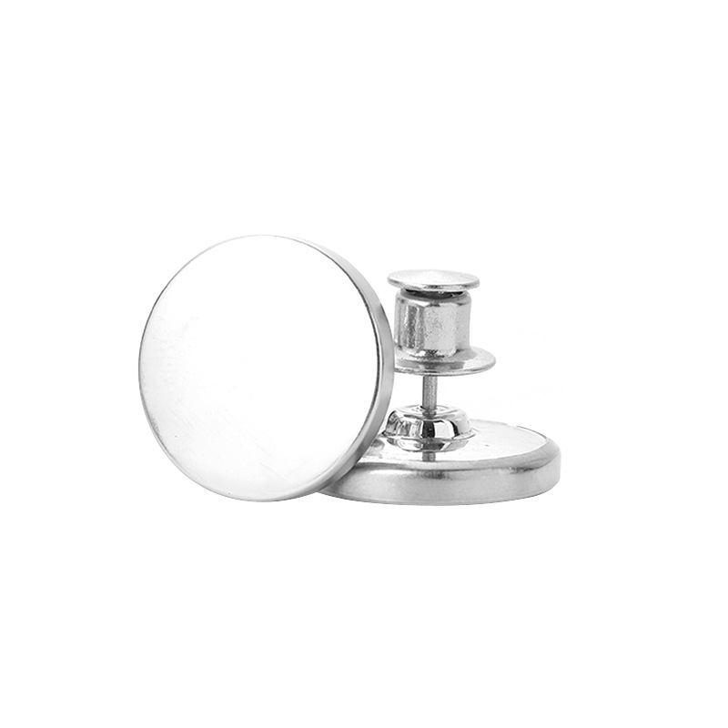 The curtain magnetic buckle is designed to prevent light leakage. It features a strong magnetic attraction and a tool-free, detachable metal strap for fixing the buckle Item Picture