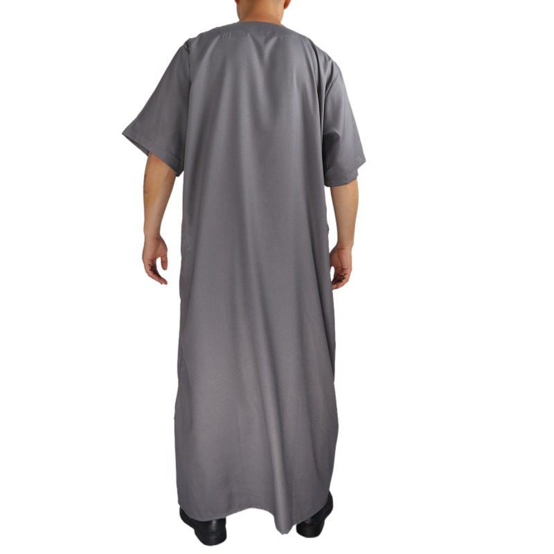 New Middle East cotton and linen Arabian men's robes embroidered spot Arabian factory short sleeve clothing Item Picture