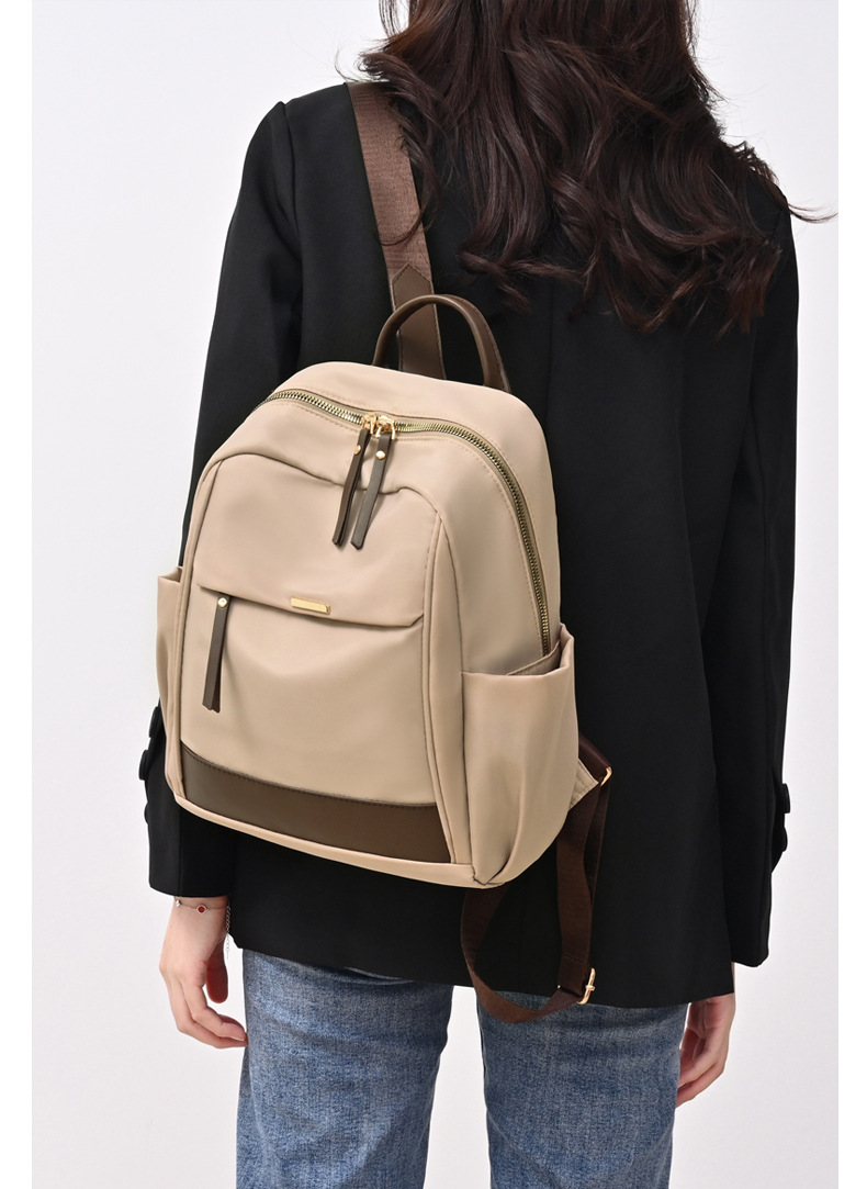 2025新款女士双肩包大容量轻便休闲旅行背包尼龙简约通勤学生书包详情18