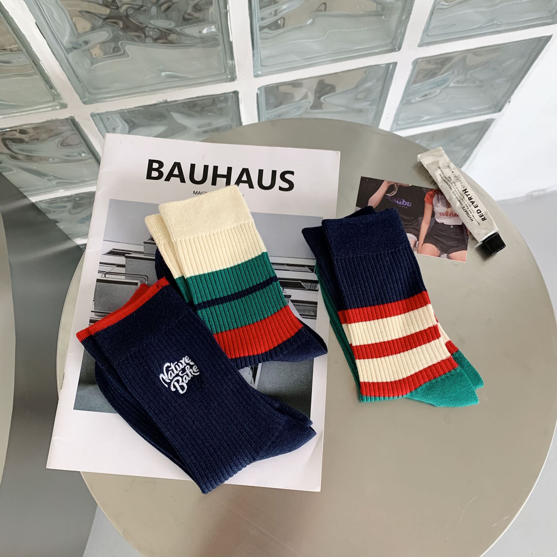 Women's autumn and winter thick mid-calf socks, ins double embroidered socks, pile socks, sports color matching, versatile long socks wholesale Application Scenario