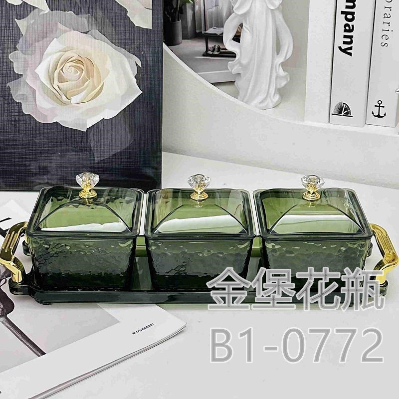 Creative dim sum division with lid dry fruit tray Home living room snack candy tray KTV beauty salon club fruit tray seasoning box kitchen supplies Golden Castle vase Specification drawing