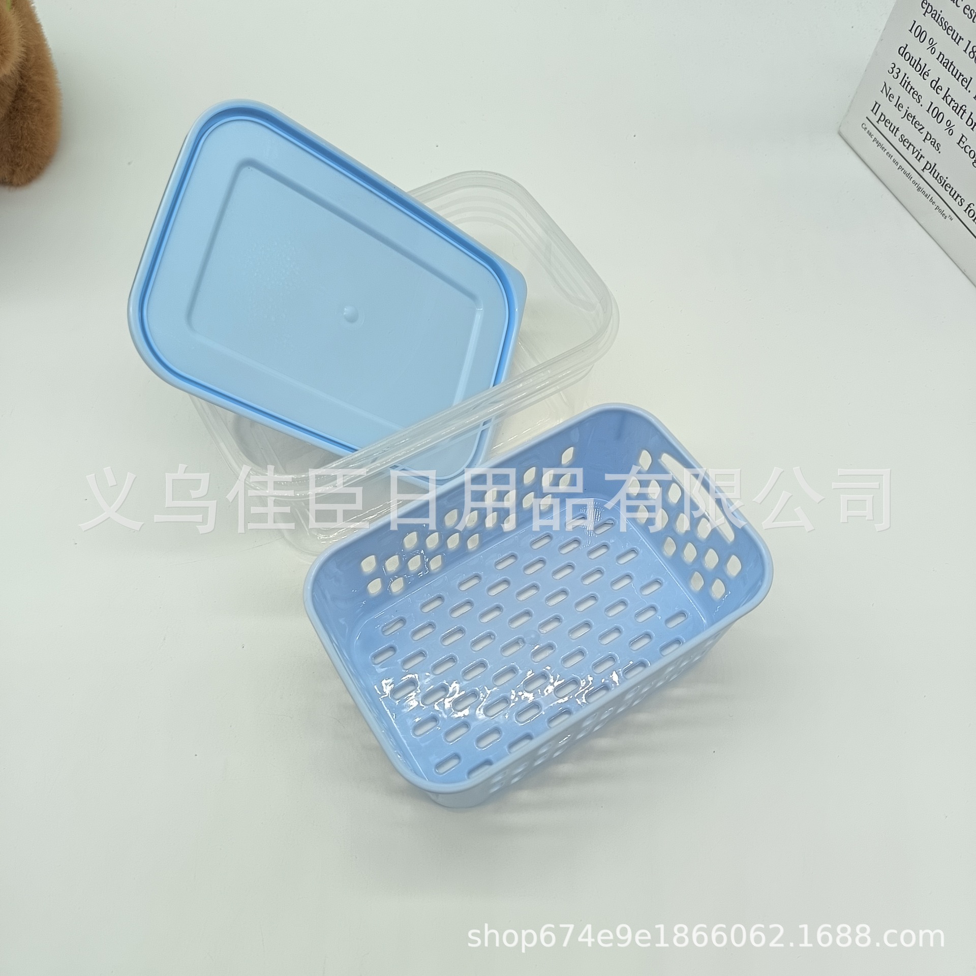 A cross-border best-selling three-piece set of large, medium and small food storage containers with a lid and a drain, a perfect storage tool for home kitchens and refrigerators Specification drawing