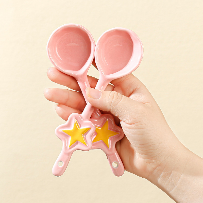 【 Chinese Red 】 Strawberry Bowl Star Spoon Ceramic Bowl Spoon Set Pink Chinese Underglaze Color Tableware Set Gift Application Scenario
