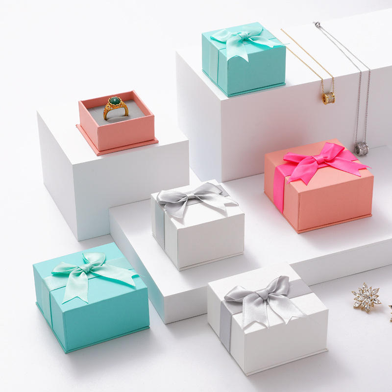 Wholesale of in-stock bow jewelry boxes, jewelry boxes, gift boxes, top and bottom covers, ring boxes, accessory boxes and jewelry packaging boxes Specification image
