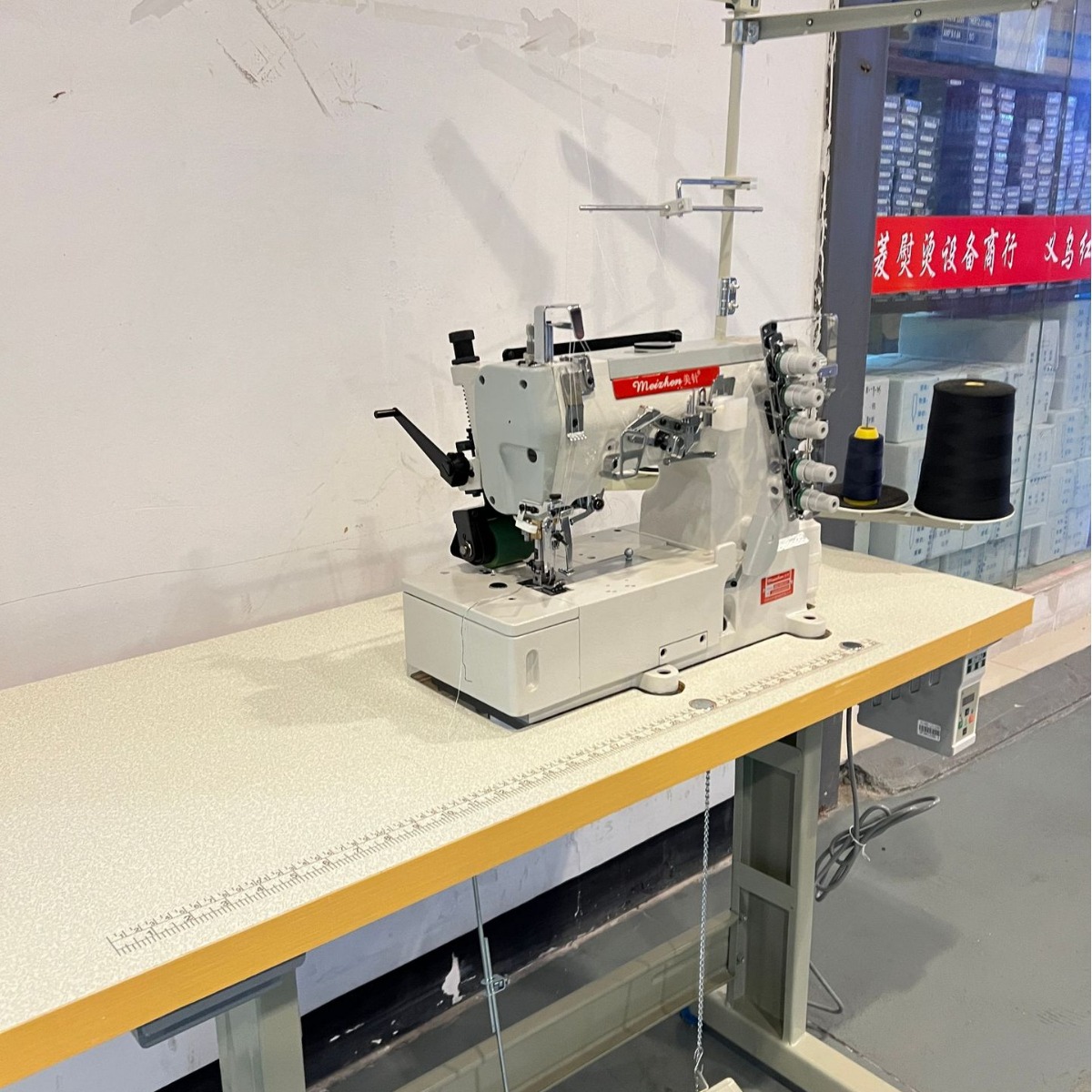 Blanket edge wrapping machine, three-needle five-thread direct drive tensioning machine, 冚 vehicle, double-needle cutting vehicle, automatic thread cutting, industrial sewing machine Specification image
