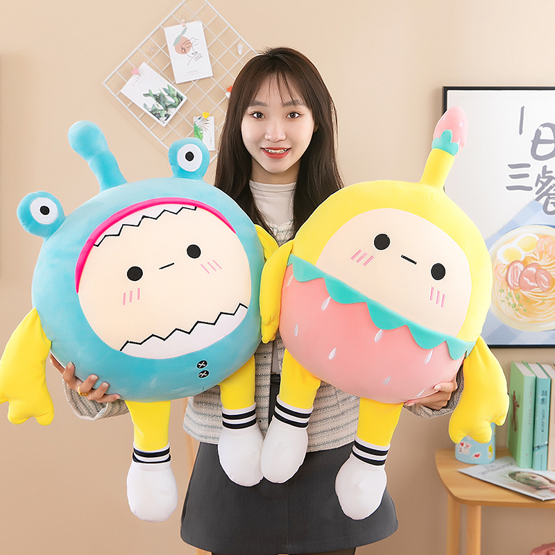 Net Celebrity Burst Cute Egg Party Plush Toy Doll Large Throw Pillow Doll Claw Machine Gift Wholesale Application Scenario