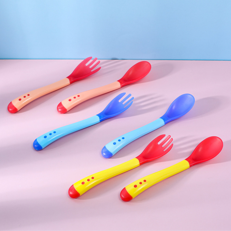Love Baby Treasure Factory Direct Baby Temperature Spoon Baby Feeding Spoon Soft Head Soup Spoon Silicone Spoon Temperature Change Spoon details Picture