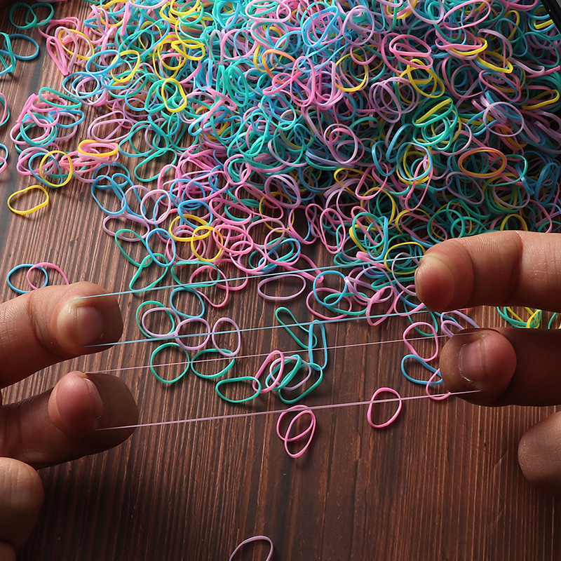 2,000 popular foreign trade children's rubber bands, small disposable rubber bands, children's small leather covers, and hair ties Application Scenario