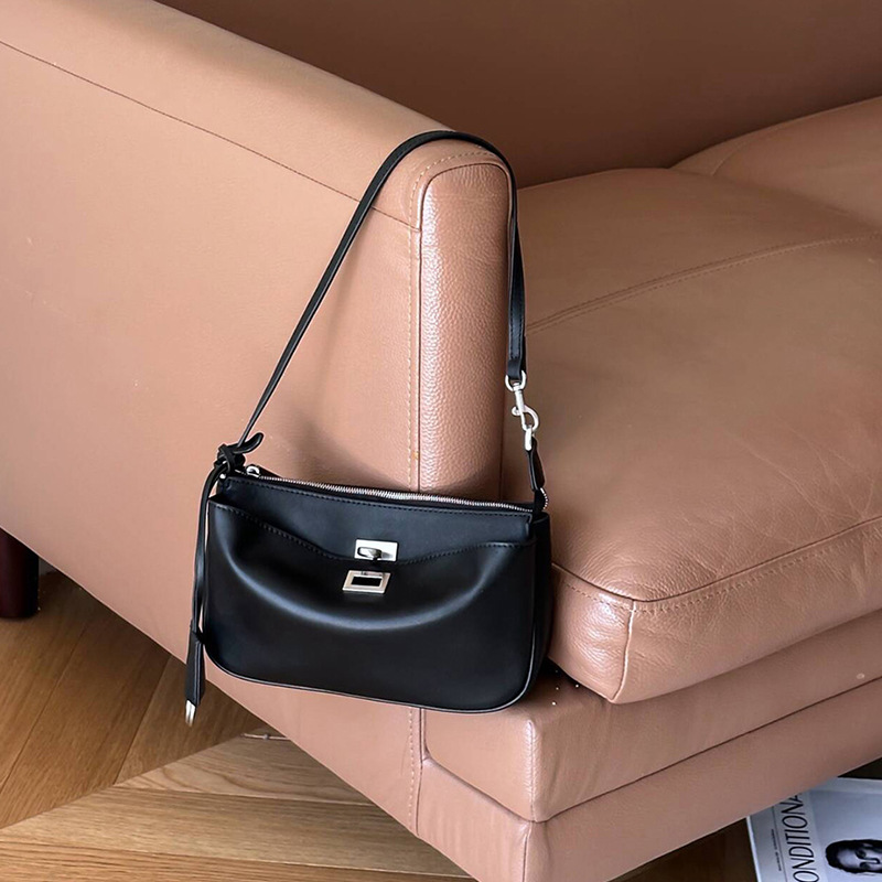 定制箱包皮具实物图