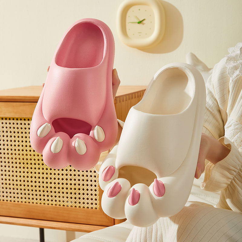 2023 New Style Of Stepping On Shit Slippers Women Wear Parent-Child Cartoon Slippers Cross-Border Baotou Lovers Summer Slippers Tide Application Scenario