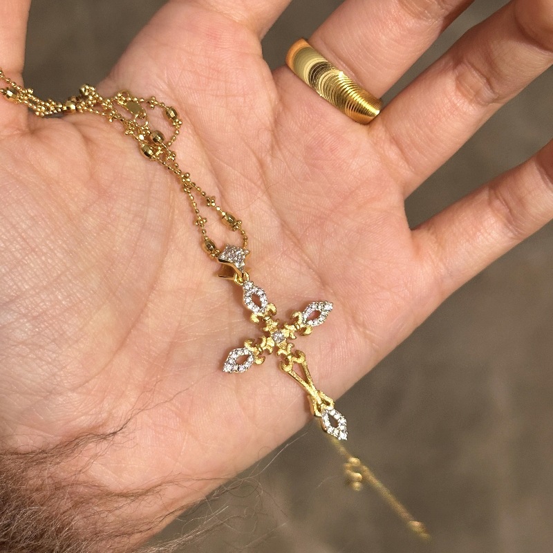 قلادة فريدة من نوعها، قلادة من القِرَس، من القِرَس، من سلسلة القِرَب Application Scenario