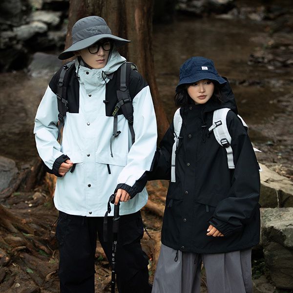 High Quality Storm Jacket Men And Women The Same Autumn And Winter Jacket Waterproof Windbreaker Outdoor Travel Mountaineering Clothing Men details Picture
